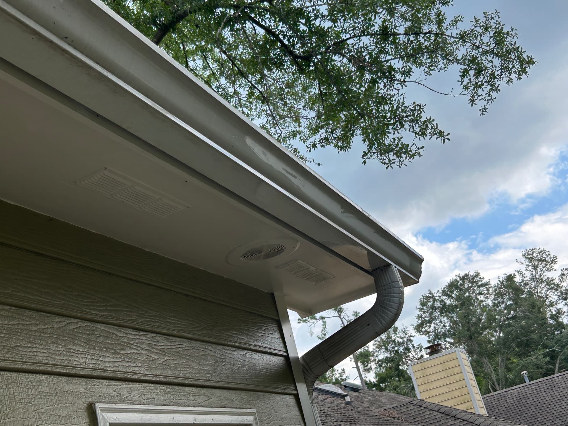Side eave & soffit after — gutter cleaning in Valdosta, GA